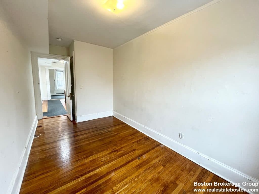 3 BR for rent — 76 Saint Stephen St APT 3, Boston 3