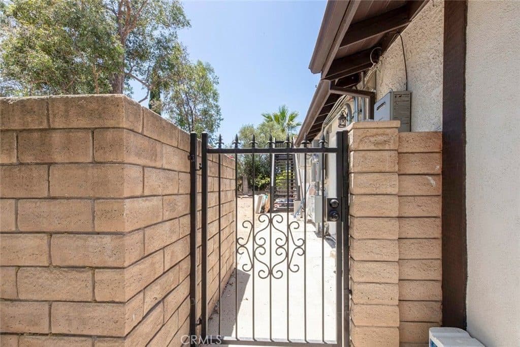 1 BR for rent — 13473 Mission Tierra Way, Granada Hills 2