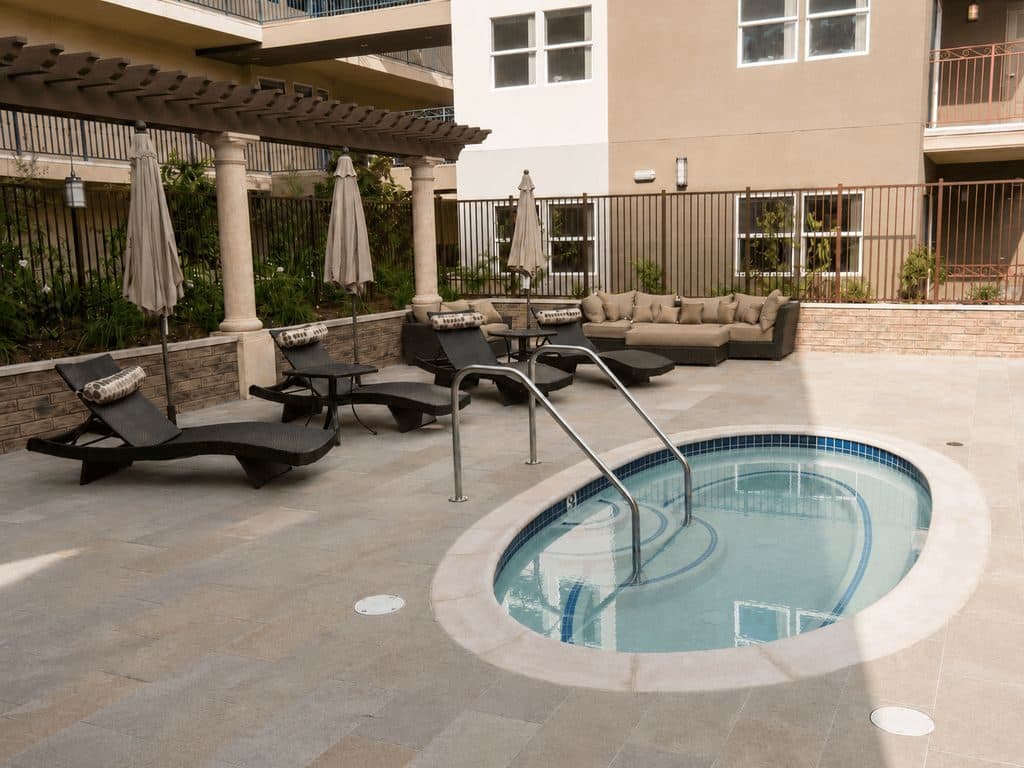 2 BR for rent — 11925 Kling St, Valley Village 3