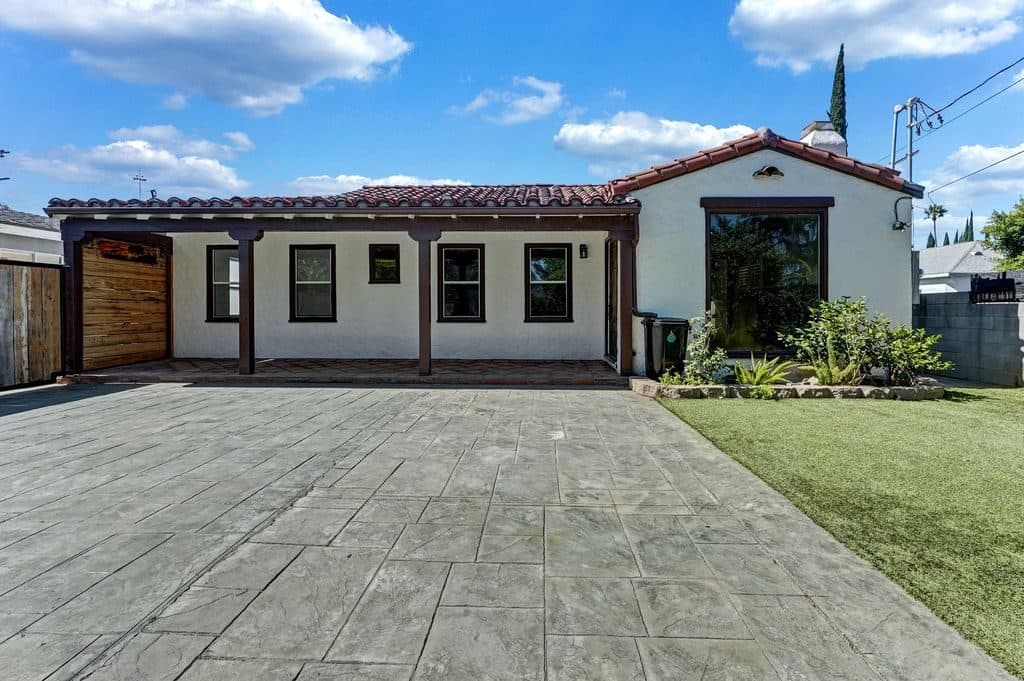 3 BR for rent — 15340 Cohasset St, Van Nuys 1