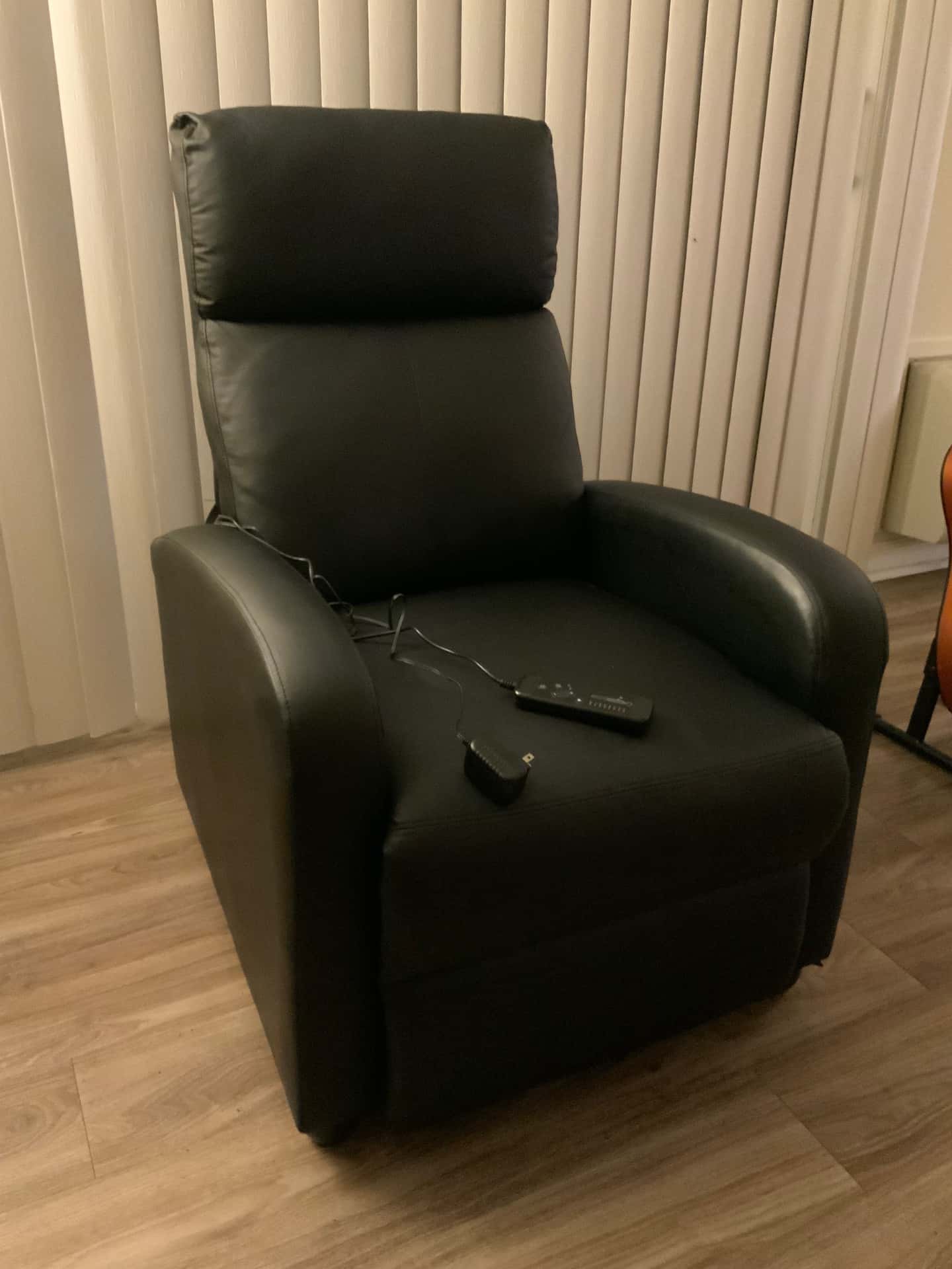 Recliner Chair with 2 Point Massage Function 1