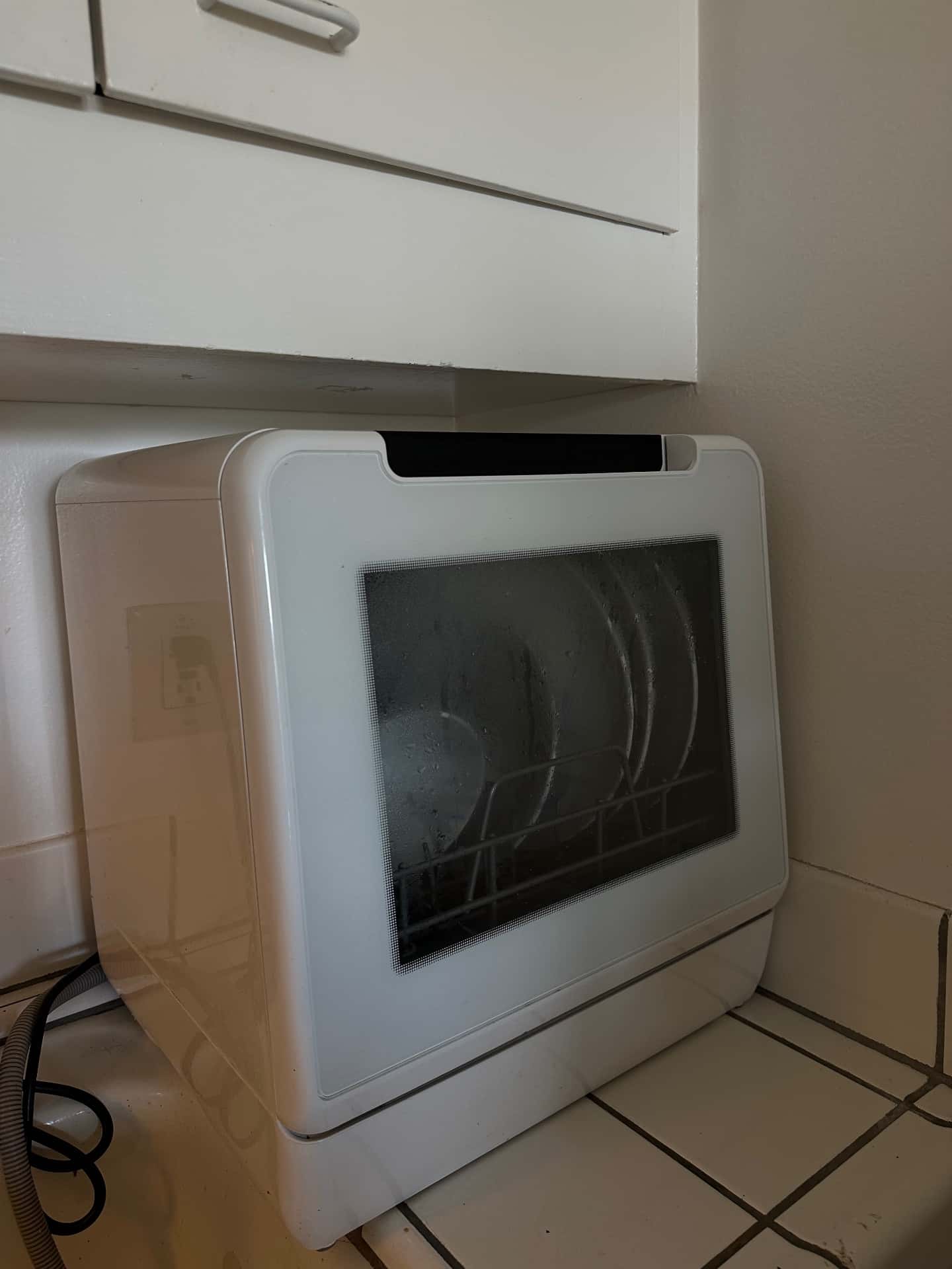 Portable Countertop Dishwasher 2
