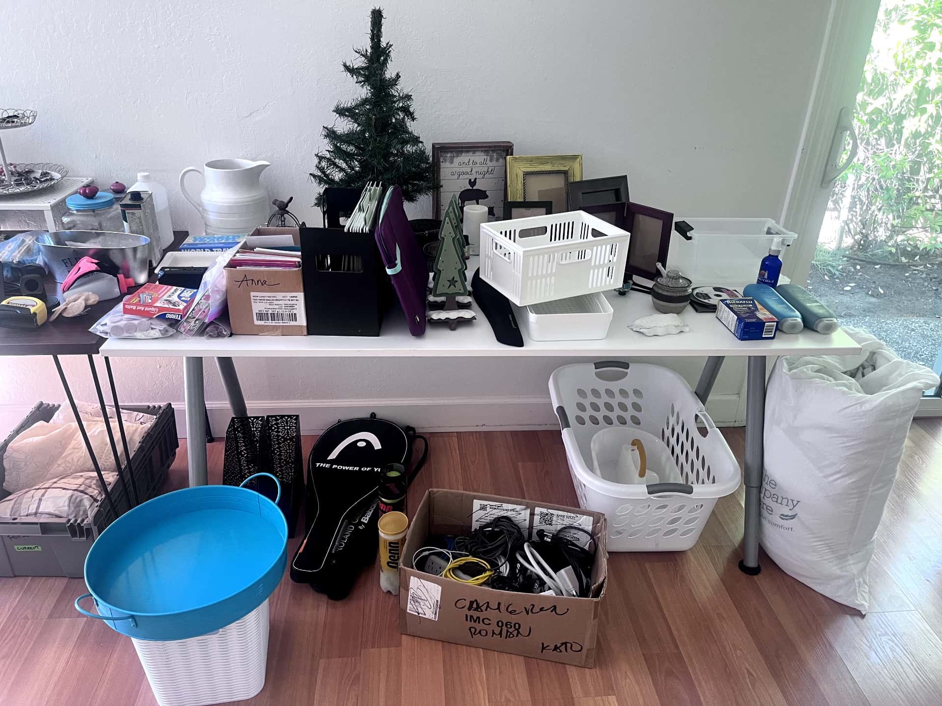 Moving Sale! monitors, milk frother, table/chairs, etc. 4
