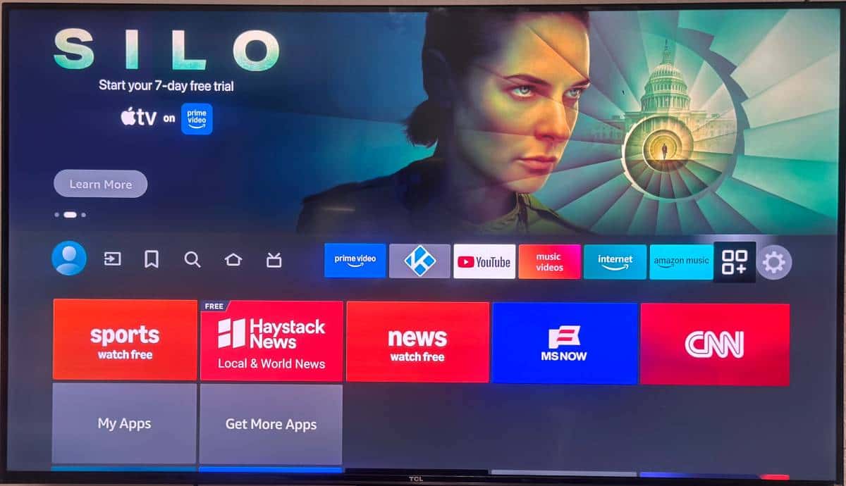 TCL 4K UHD QLED LCD TV 43" (free wall mounts) 1