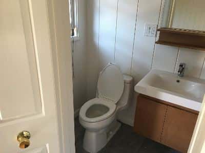 Separate entry in-law suite for lease 4