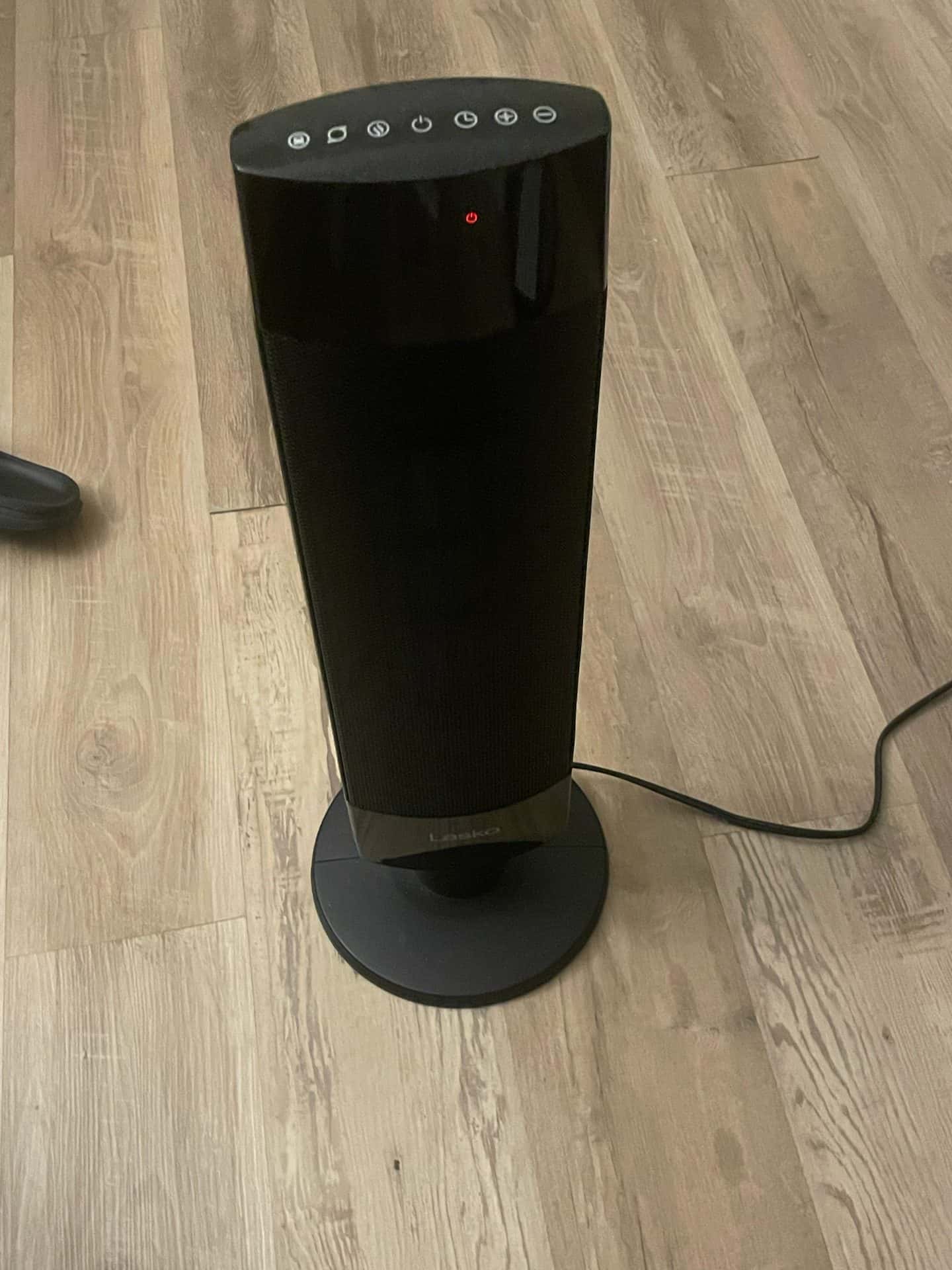 Lasko Tower Heater/Fan – Works Great 1