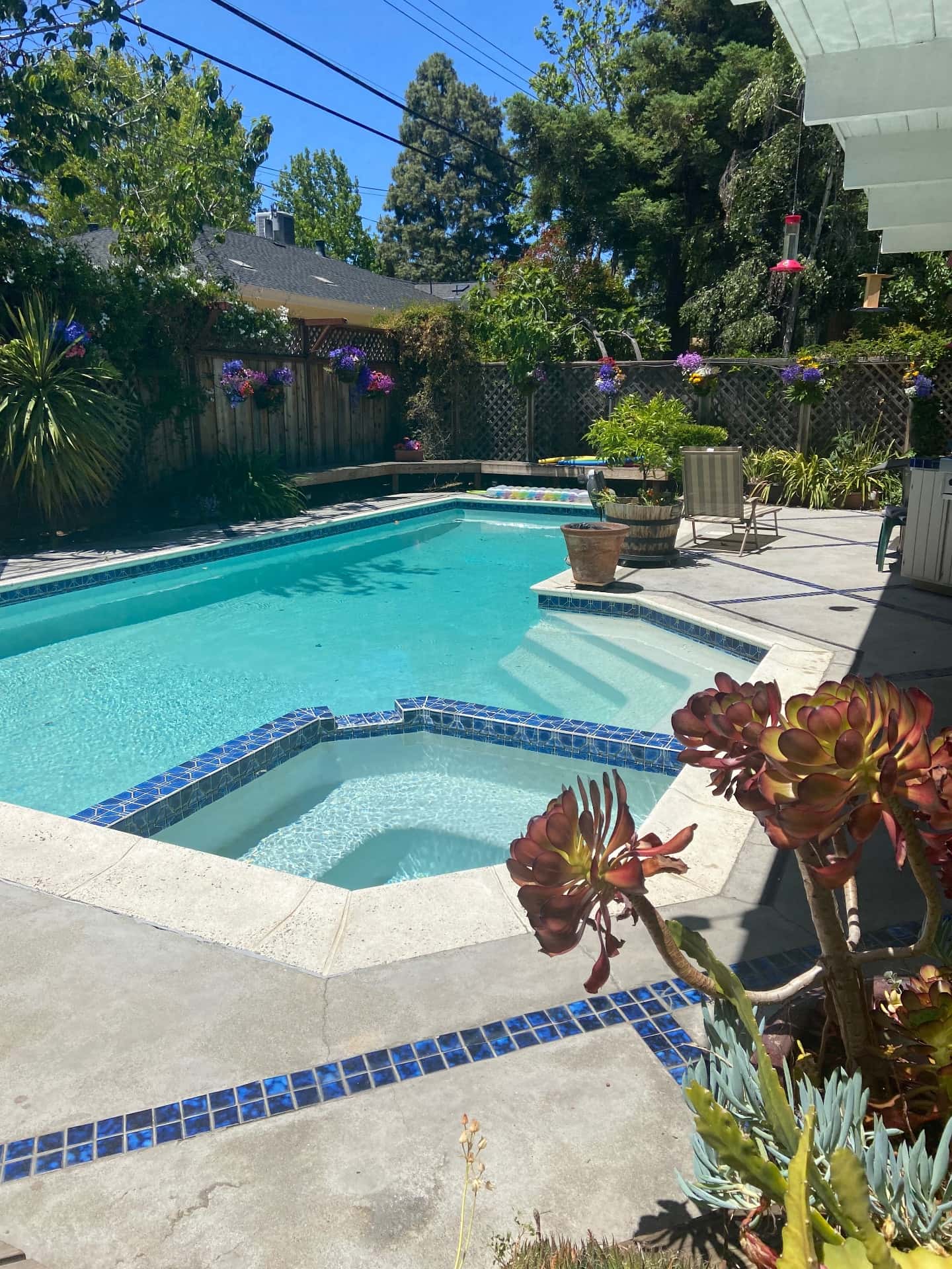 Aval 6/15 furn room w/priv garden entrance in modern house with pool 1