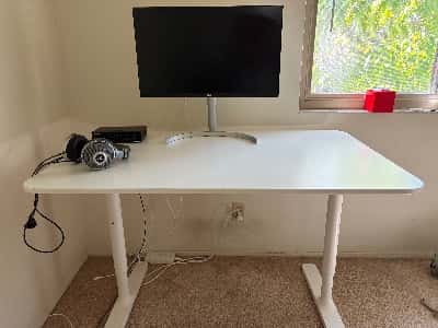 DESK - IKEA Bekant - can be delivered in Palo Alto 2