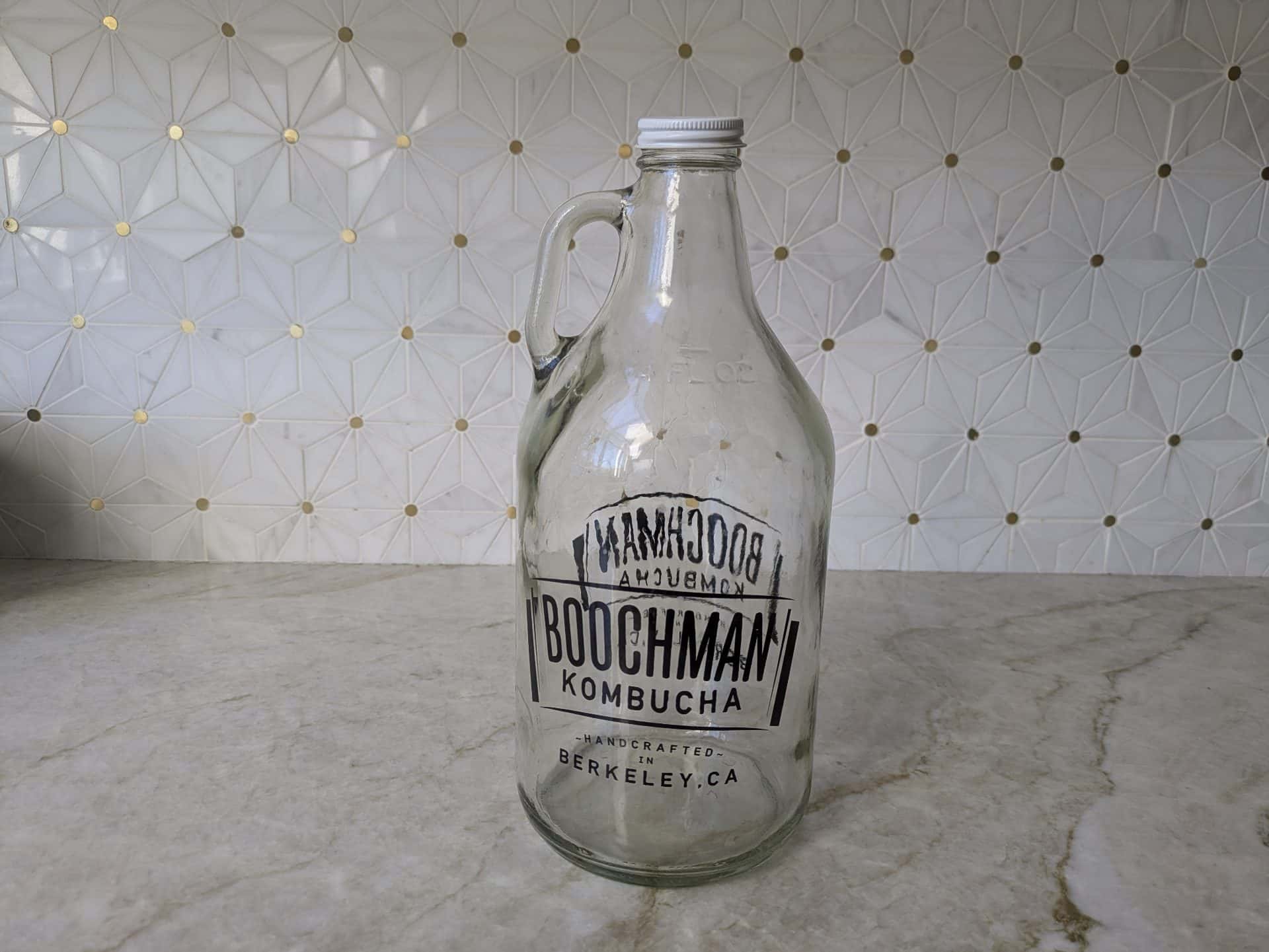 Boochman Kombucha 64 oz growler 1