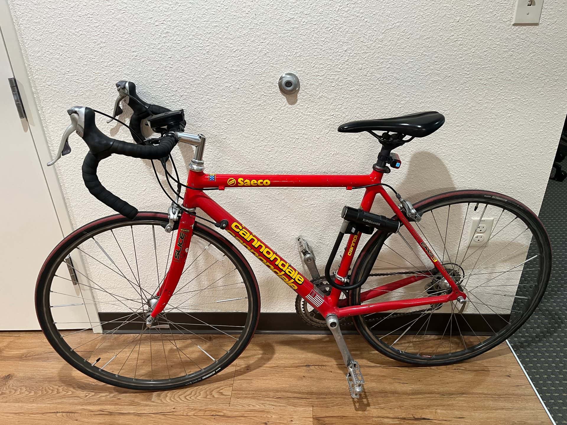 Cannondale Saeco CAAD3 Road Bike – Excellent Condition + Helmet, Lights & U-Lock ($500 OBO) 1