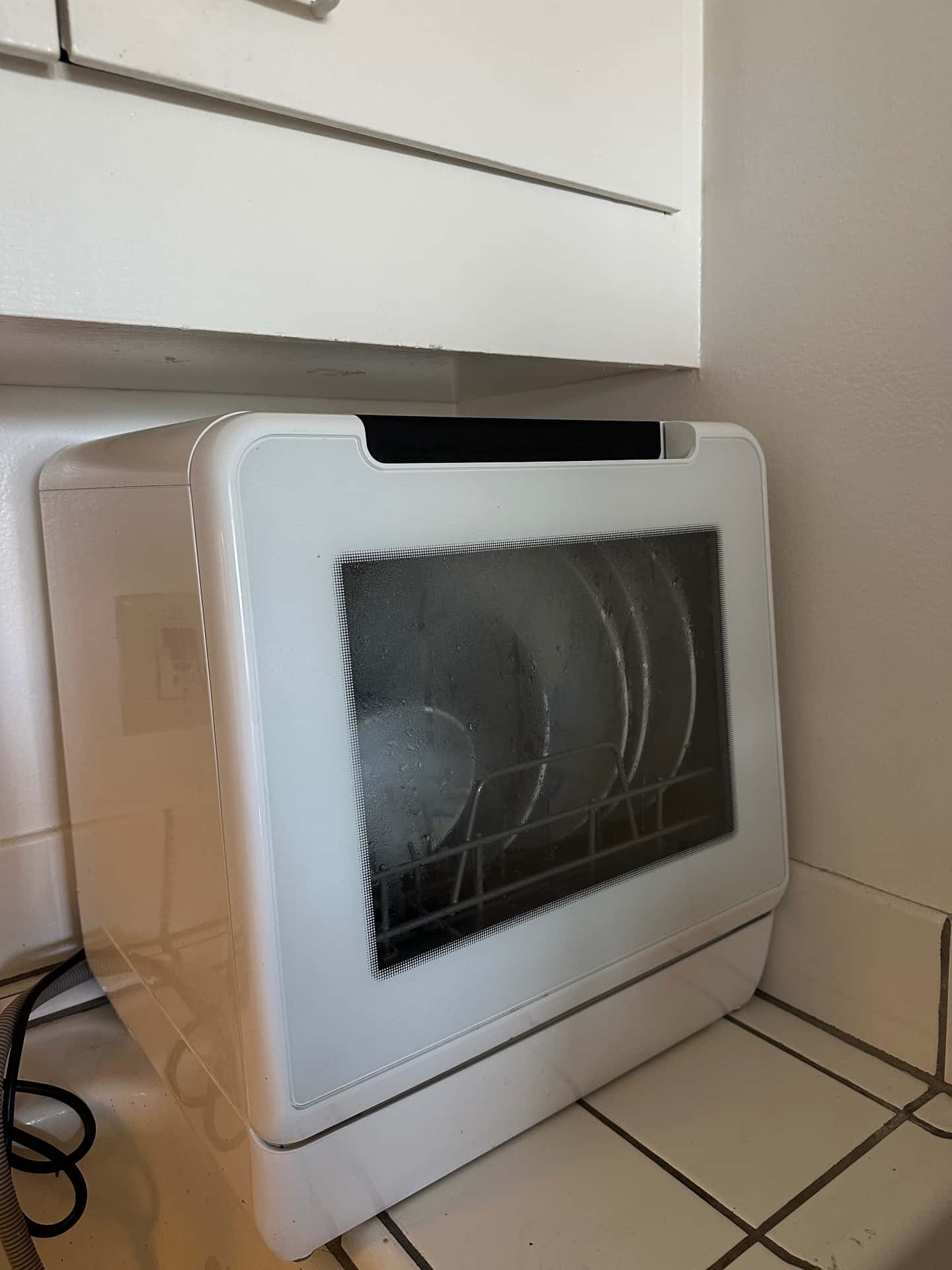 Portable Countertop Dishwasher 1