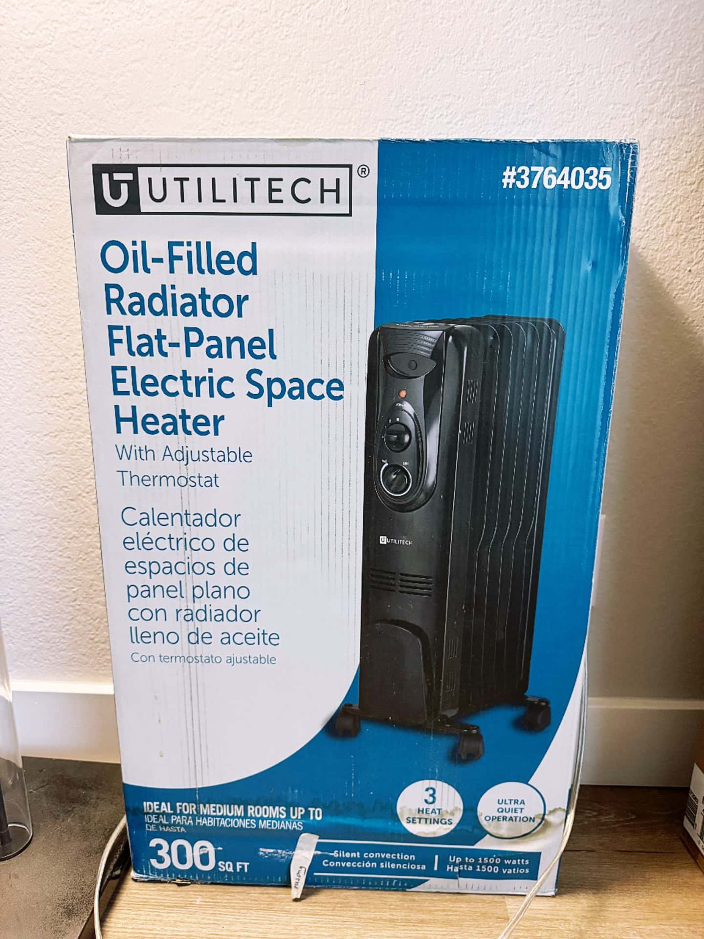 NEW Oil-Filled Radiator Flat-Panel Electric Space Heater 1