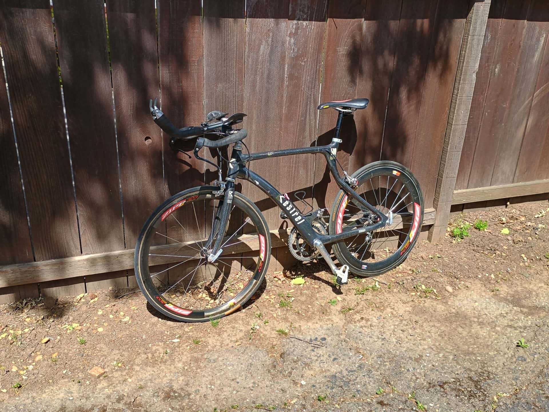 Kestrel Carbon Aero Road/Tri Bike - Zipp 303/404 Carbon Wheels 1