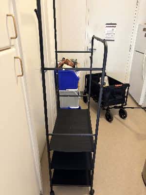 Clothes rack for sale $20 (OBO) 2