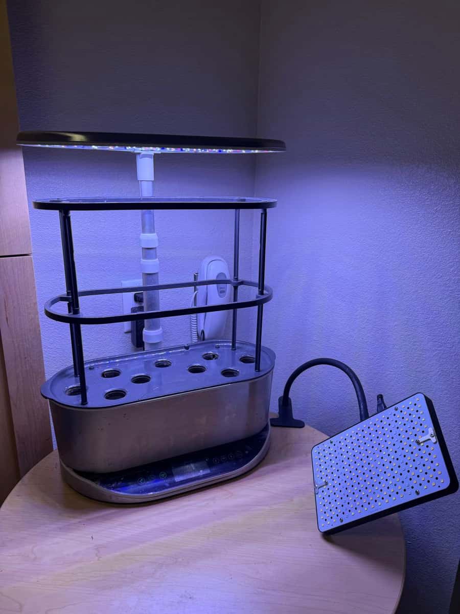 AeroGarden Bounty Elite - 9-Pod WiFi Hydroponic Garden + Grow Light 1