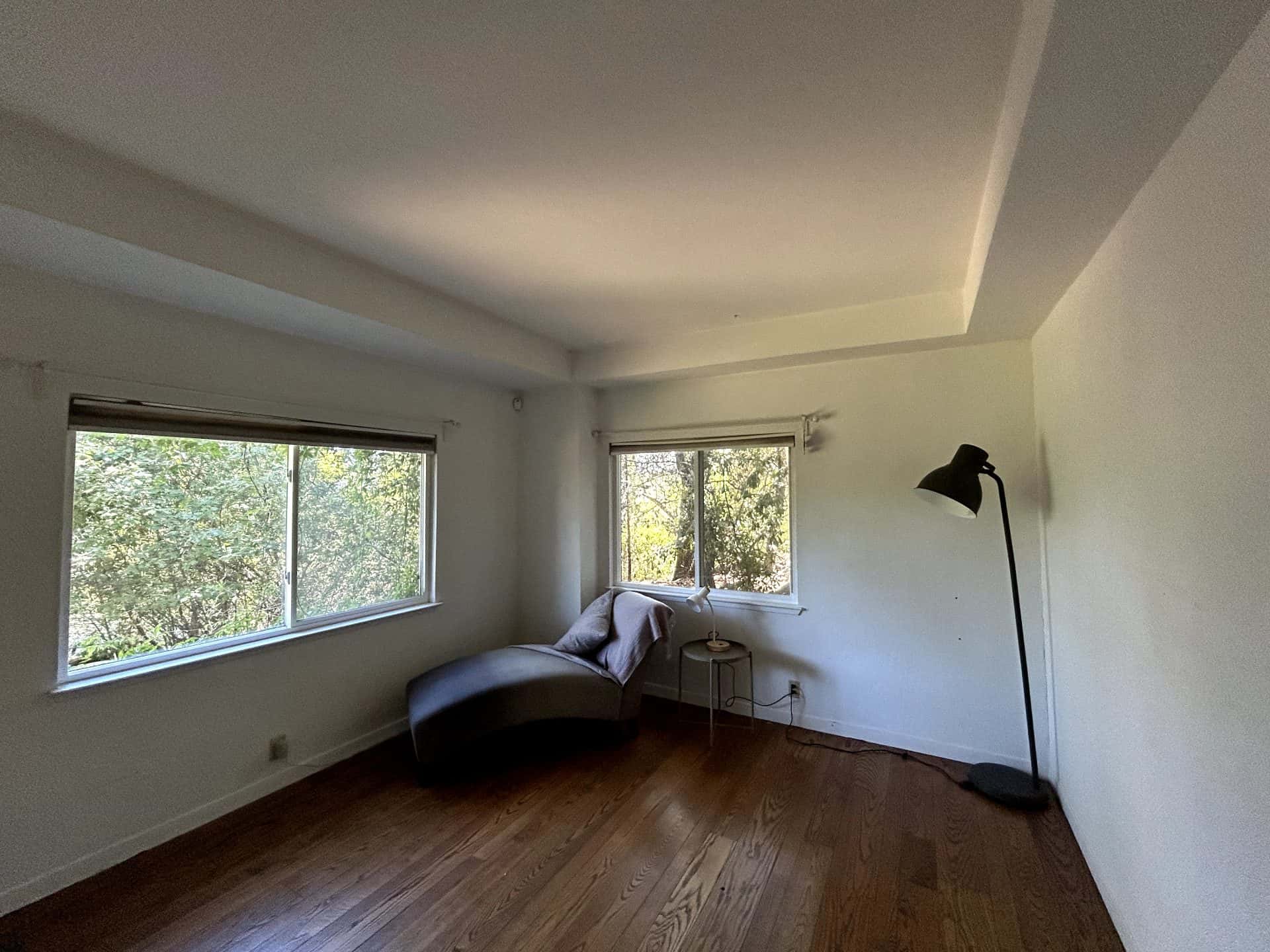 Bedroom with private bathroom available in beautiful and peaceful Portola Valley house, 20 mins to Stanford, bills and cleaning included 4