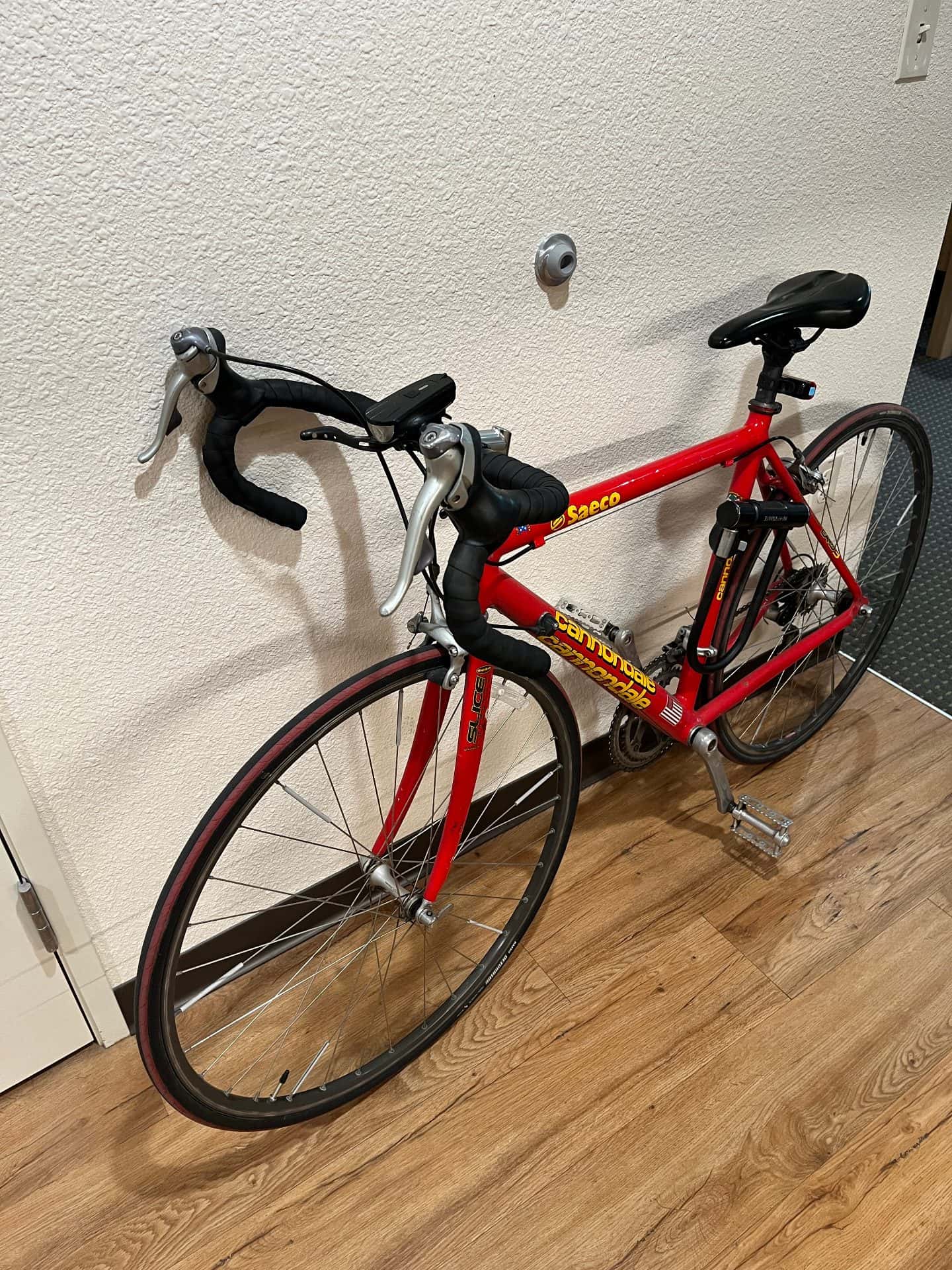 Cannondale Saeco CAAD3 Road Bike – Excellent Condition + Helmet, Lights & U-Lock ($500 OBO) 3