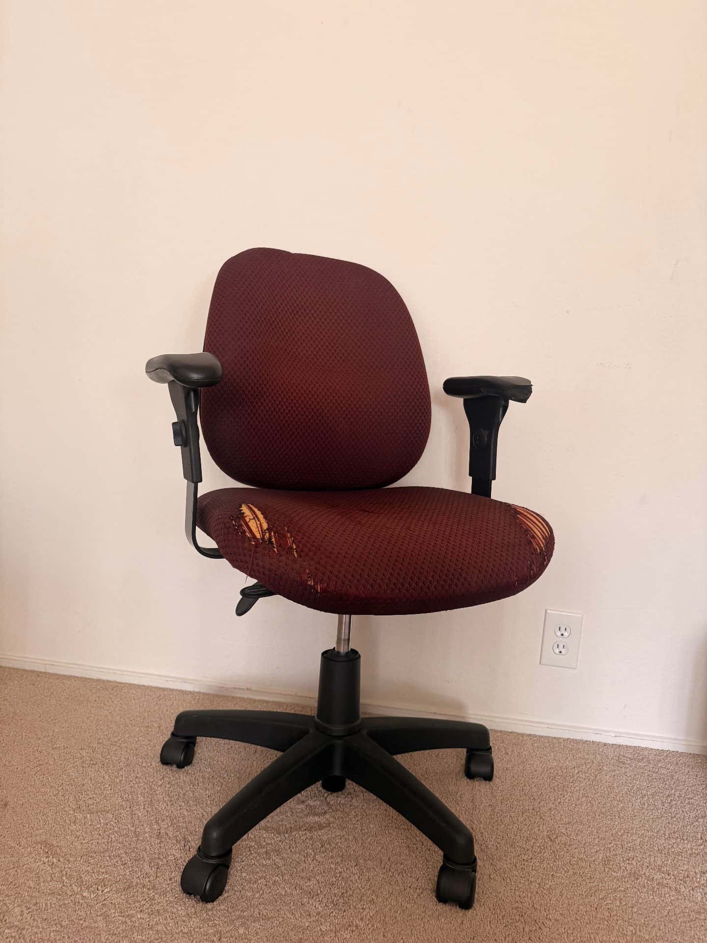 Used office chair 1