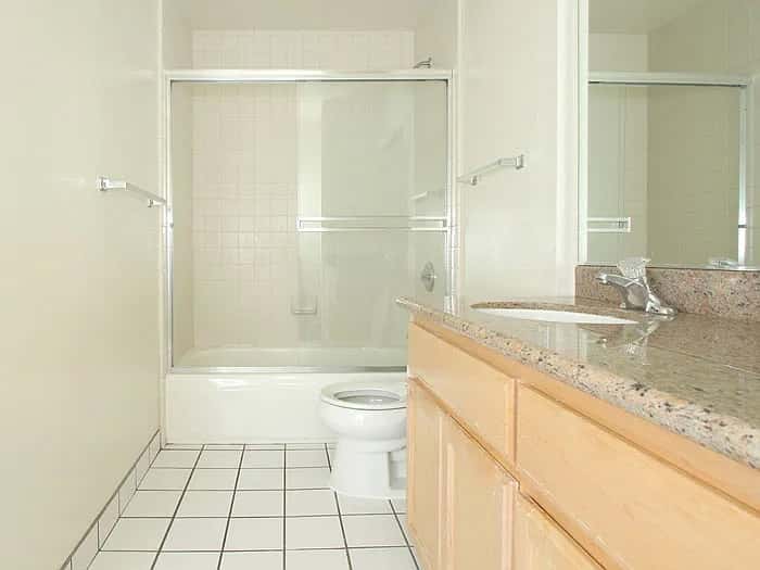 1B Sublet starting July near Cal Ave, walkable to Stanford, covered parking 1