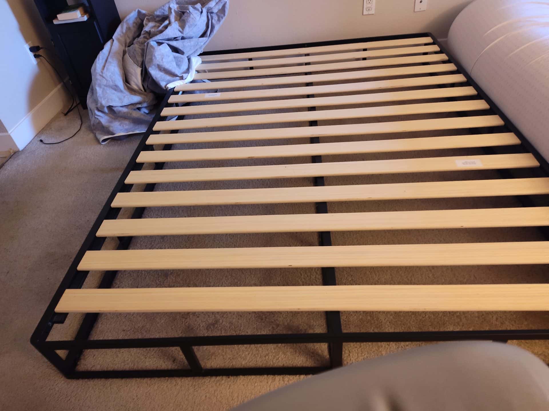 Queen bed foundation 1