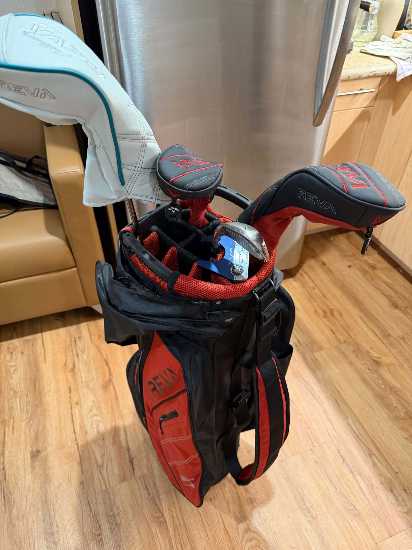 Callaway REVA Women’s Golf Set RH (RPR: $1,299.99) + NEW REVA Rise Driver (RPR: $519) 1