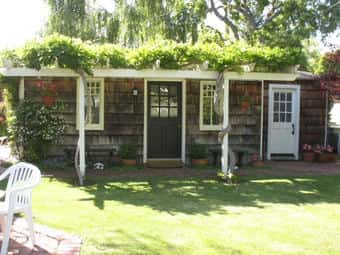 $2400 Charming FULLY FURNISHED STUDIO-COTTAGE in ”Old Palo Alto” 1