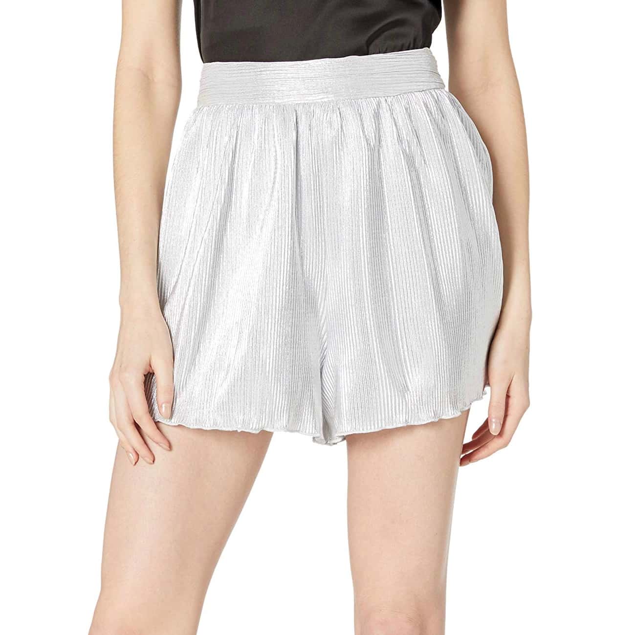 NEW House of Harlow 1960 x REVOLVE Women's Shorts for Sale! 1