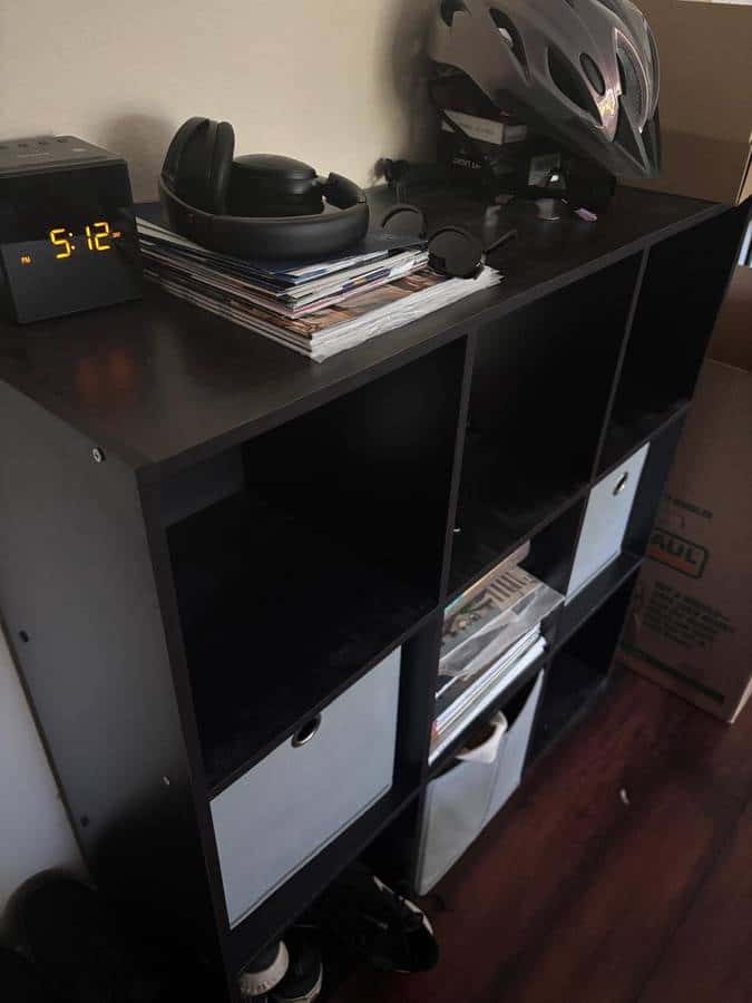 9 slot shelf 1