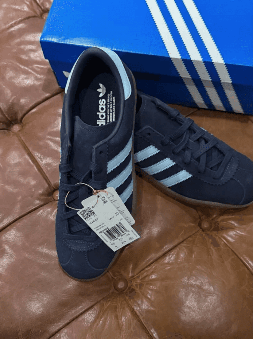 adidas Originals Stadt – Navy / Glow Blue Suede Gum Sole 1