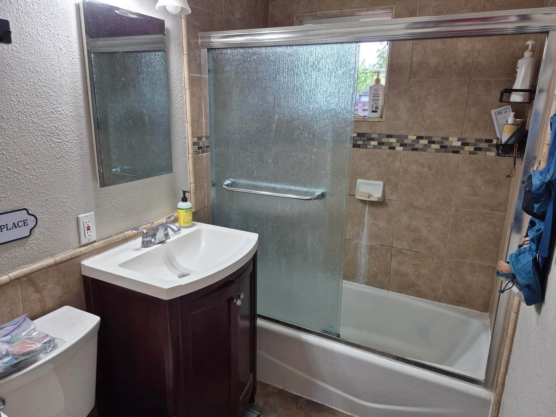 Rooms Available in Mountain View Monta Loma Neighborhood - $1,360 @stanford.edu 1