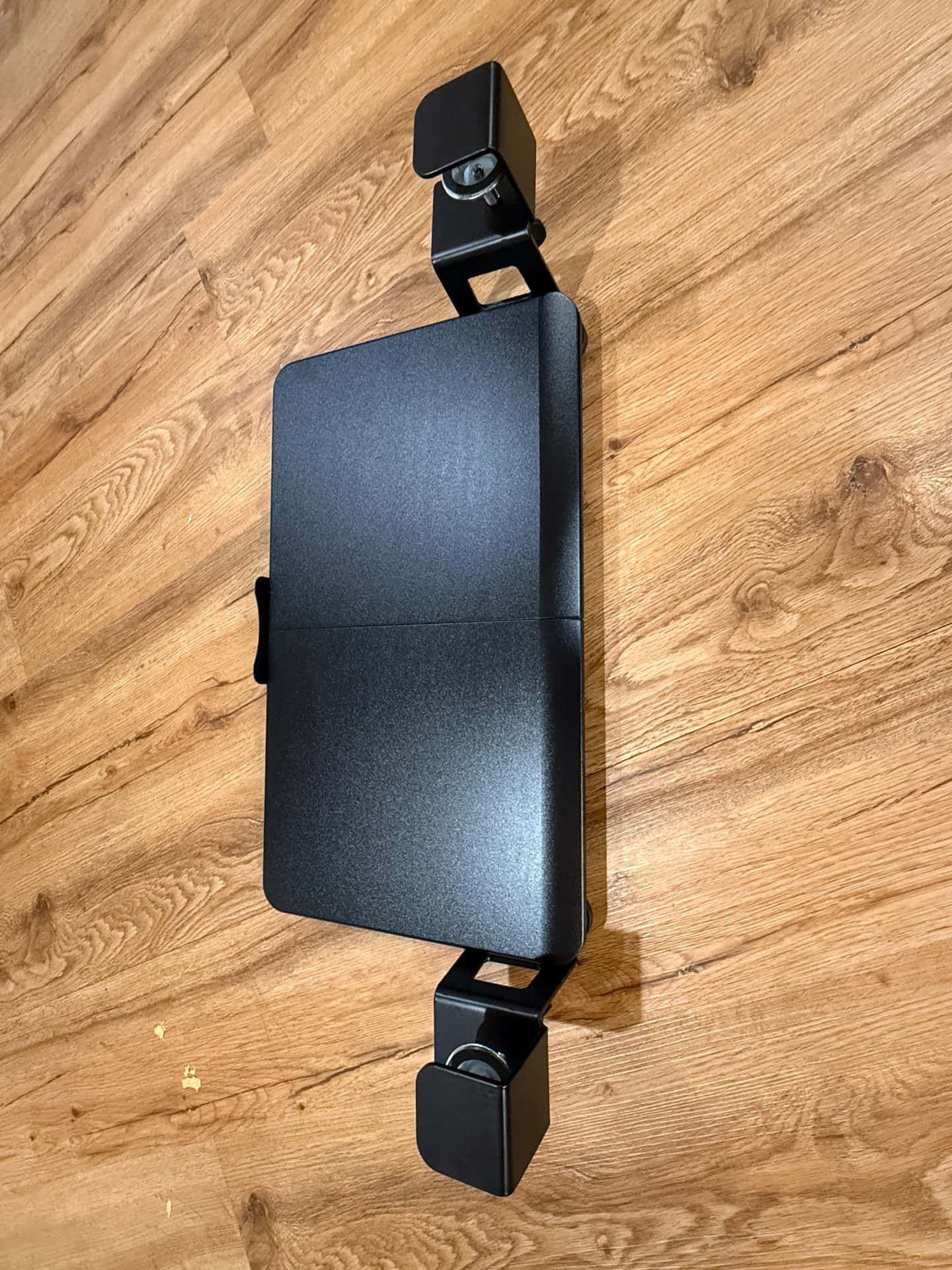 Under Desk Keyboard Tray 1